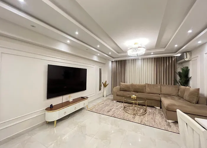 Central And Luxe 3 Bed In A Gated Compound With Gym