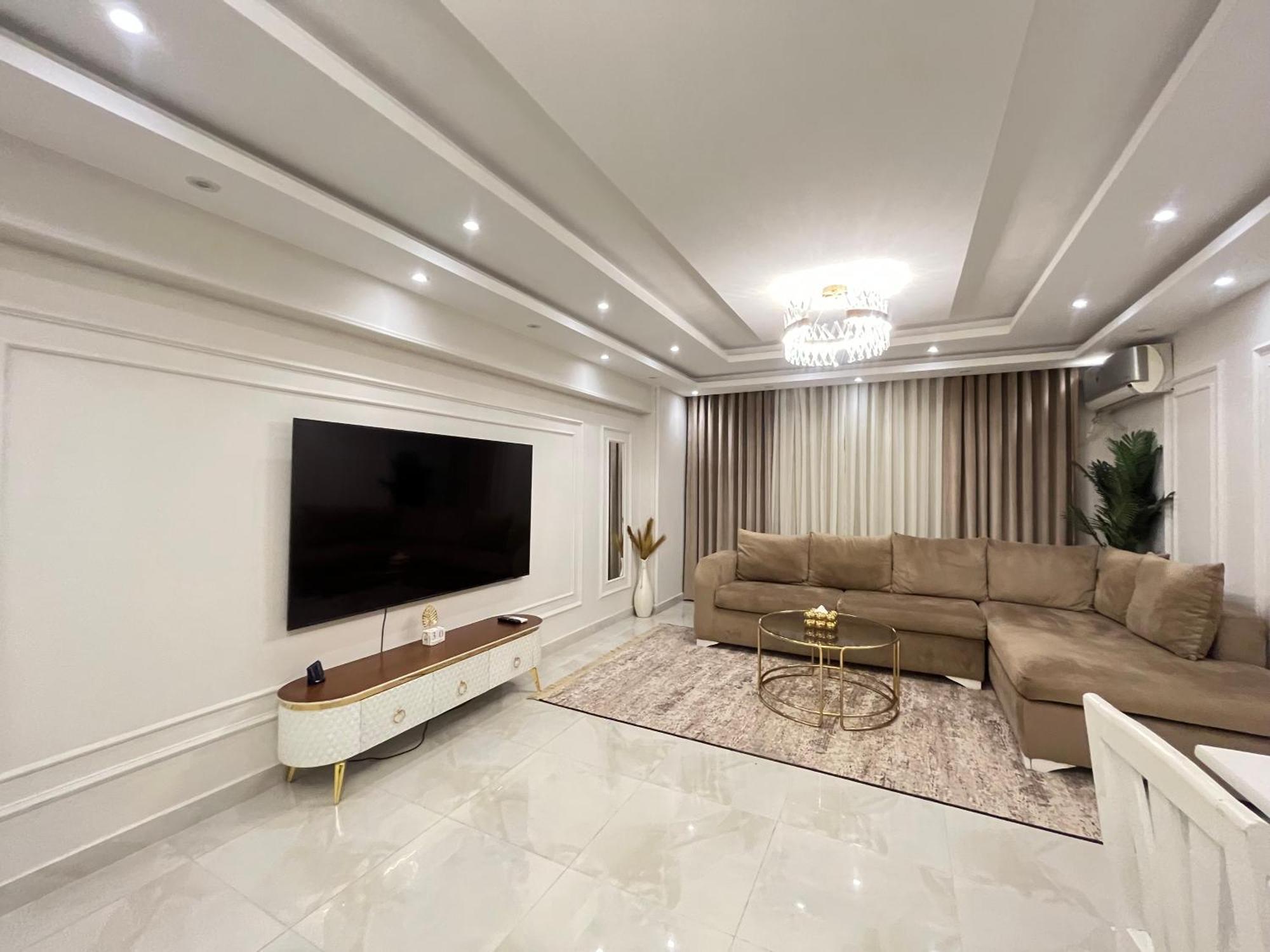 And Luxe 3 Bed In A Gated Compound With Gym Apartment