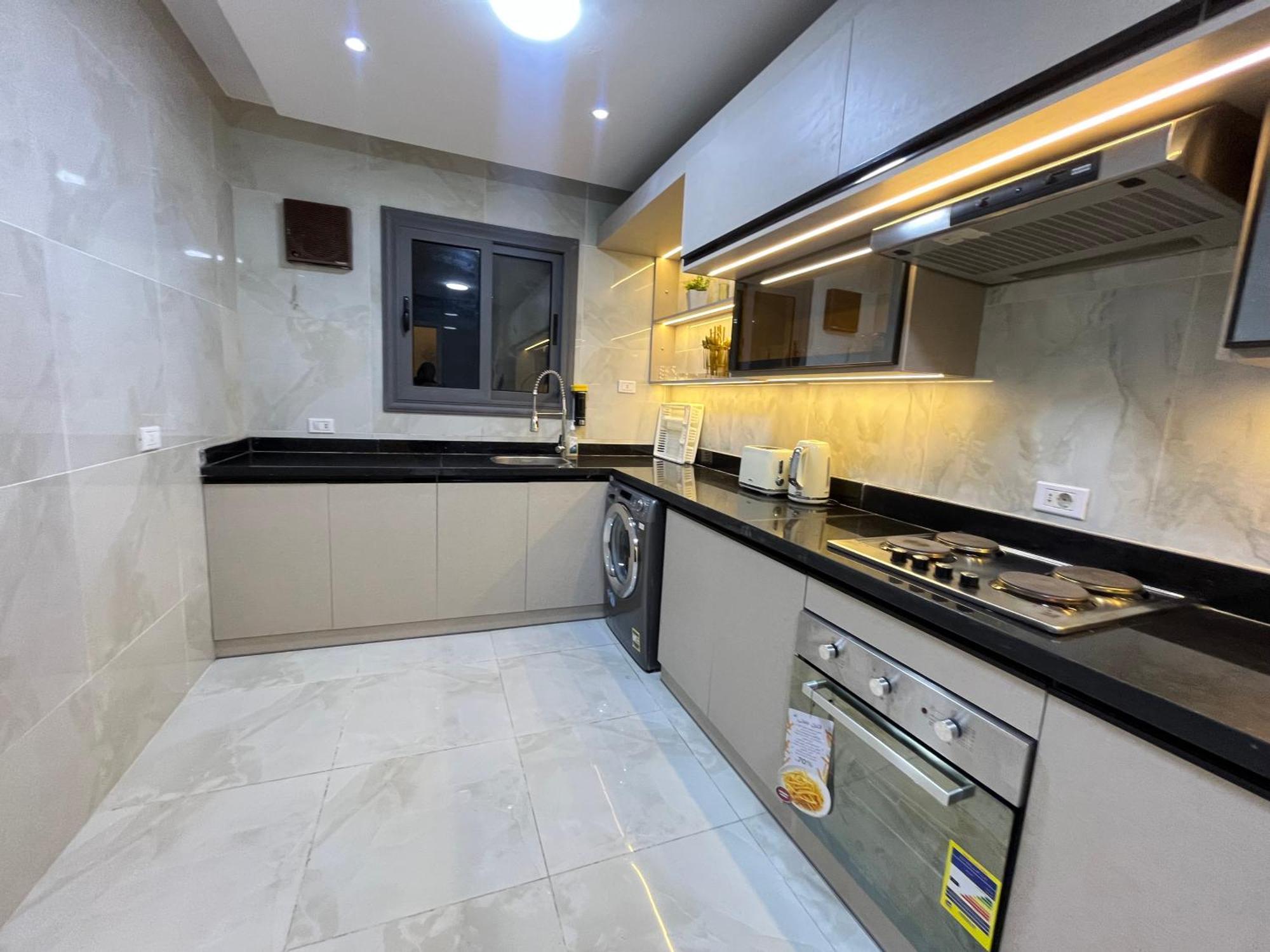 And Luxe 3 Bed In A Gated Compound With Gym Apartment *