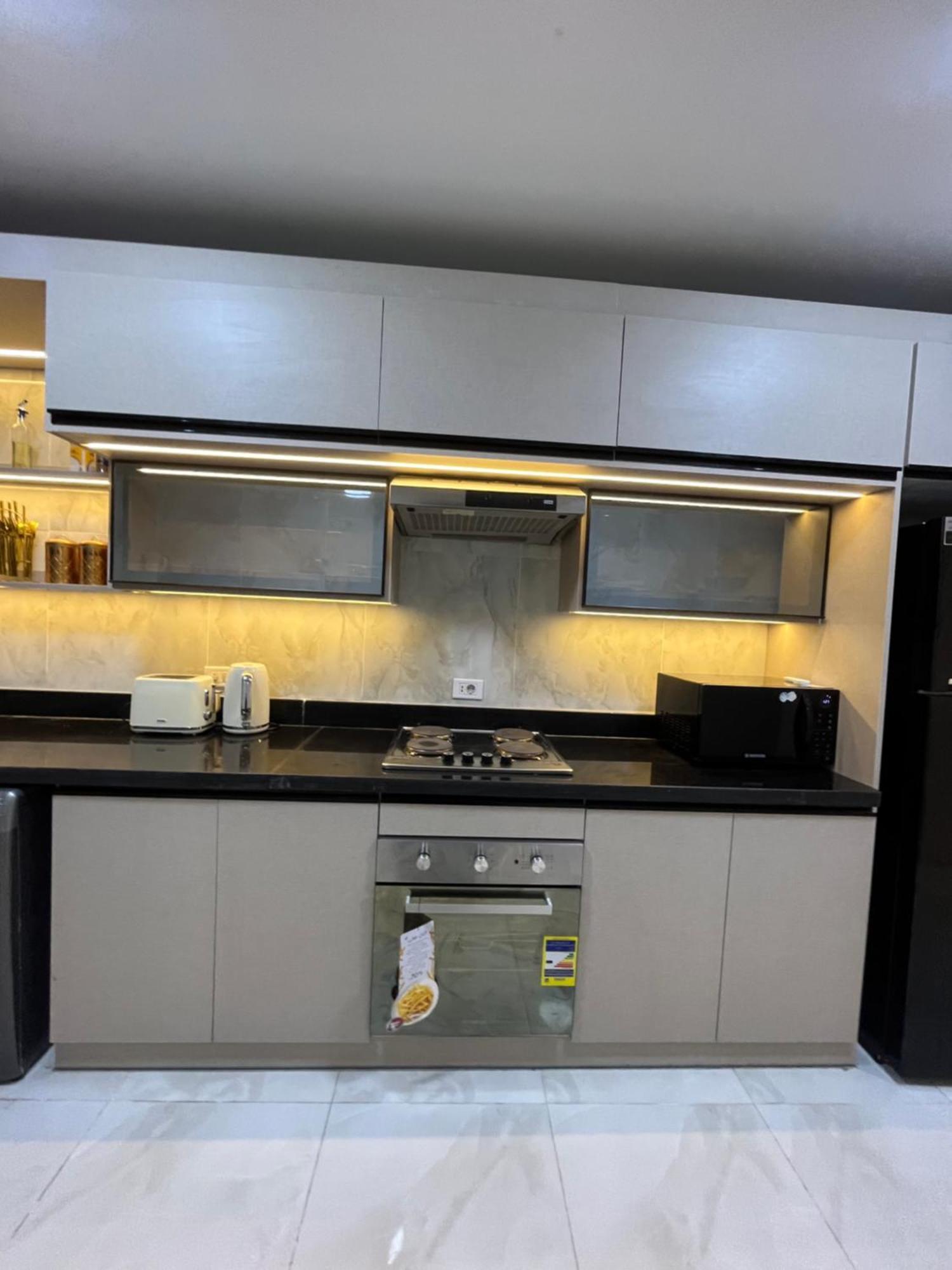 And Luxe 3 Bed In A Gated Compound With Gym
